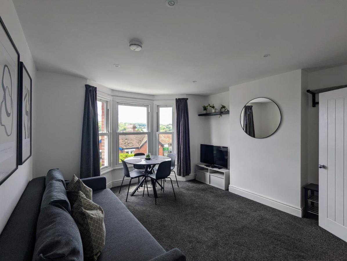 Conegra Road By Wycombe Apartments High Wycombe Bagian luar foto